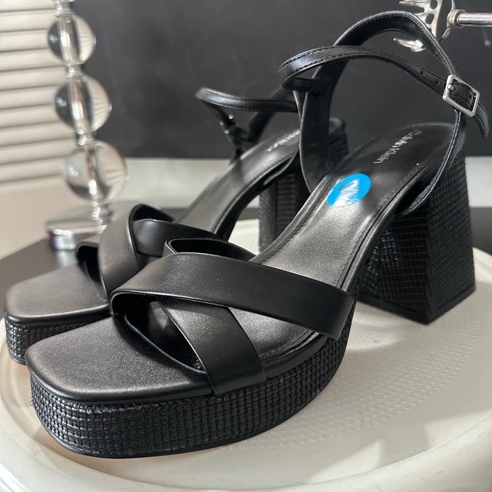 🆕Calvin Klein Drancy Block Heel Sandals